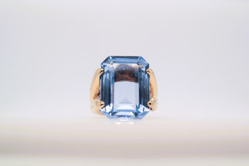 VINTAGE BLUE TOPAZ COCKTAIL RING